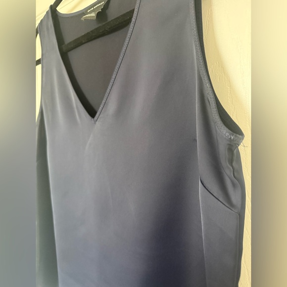 Club Monaco Deep Blue V-Neck Camisole - Picture 3 of 9